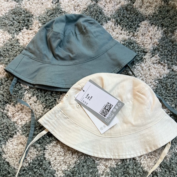 H&M Linen Baby Sun hats 2 - Picture 1 of 7